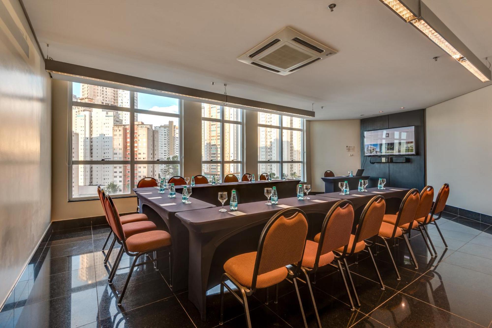 K Hotel Goiânia Esterno foto